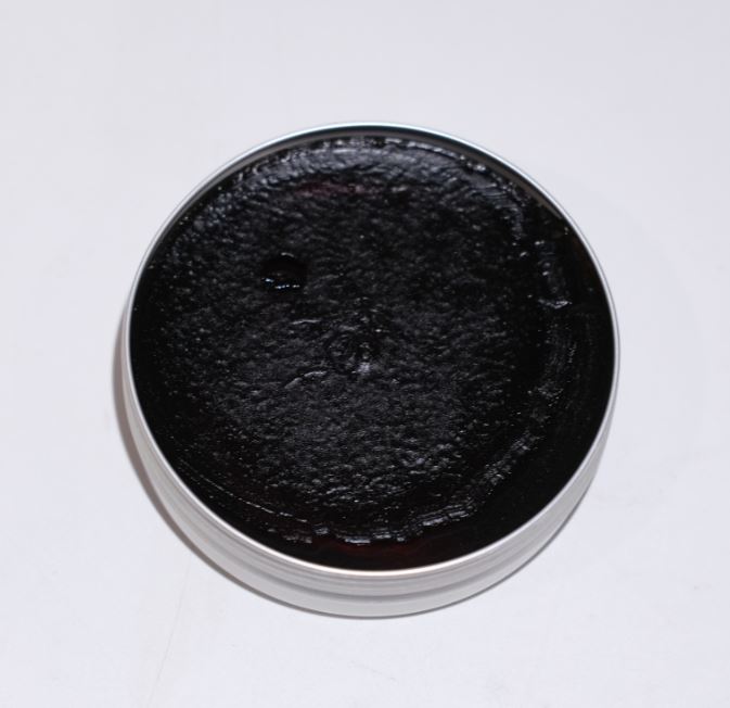 Pomade
